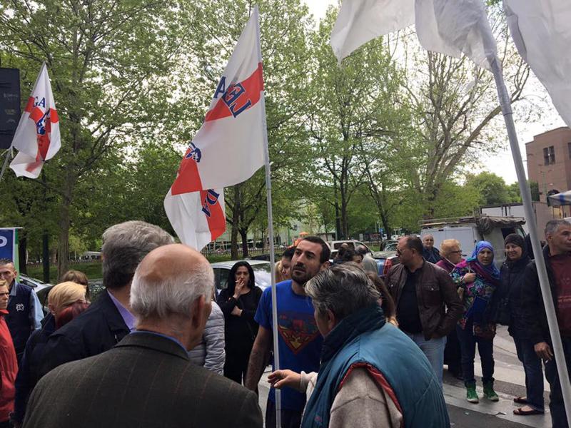 Grimoldi e Boni, Lega Nord: aggrediti e picchiati dai fascisti rossi. Foto Grimoldi e Boni, Lega Nord: aggrediti e picchiati dai fascisti rossi. Foto