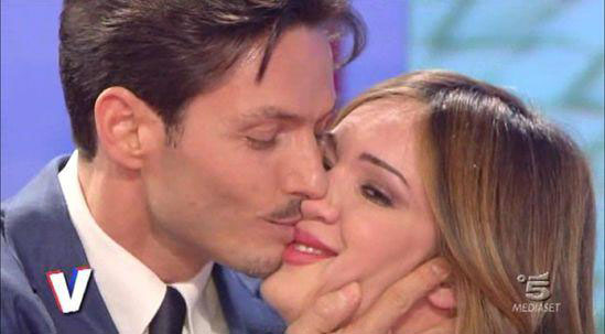 La signora Berlusconi si racconta con Grazia in famiglia. FOTO La signora Berlusconi si racconta con Grazia in famiglia. FOTO