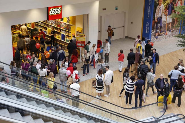 Milano, inaugurato ad Arese il centro commerciale più grande d’Italia