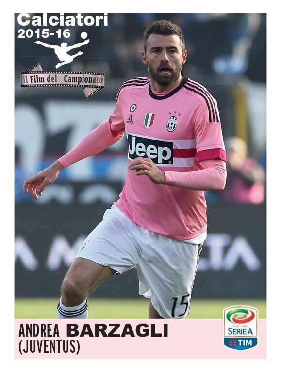 Juventus vs Napoli, duello scudetto anche sulle figurine Panini Juventus vs Napoli, duello scudetto anche sulle figurine Panini