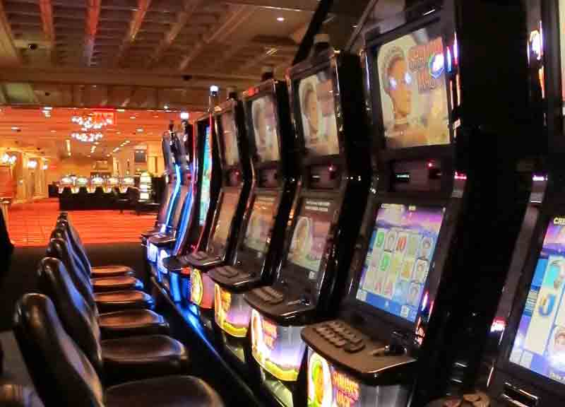 Milano, scoppia l’allarme videopoker. Gioca un minorenne su 5 Milano, scoppia l’allarme videopoker. Gioca un minorenne su 5