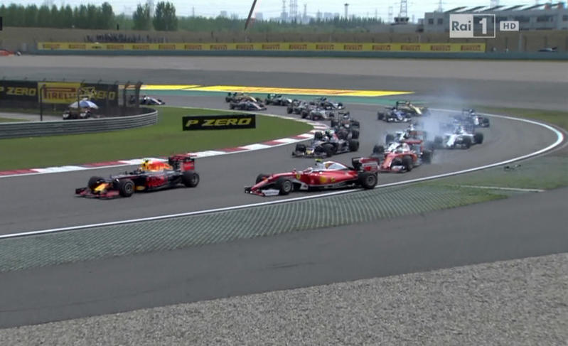 Incidente Vettel e Raikkonen, Marchionne: “Non da Ferrari. Imbarazzo”