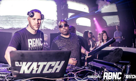 “Il tormentone dell’estate 2016? Sarà Heatwave”: DJ Katch si confessa con Affari “Il tormentone dell’estate 2016? Sarà Heatwave”: DJ Katch si confessa con Affari