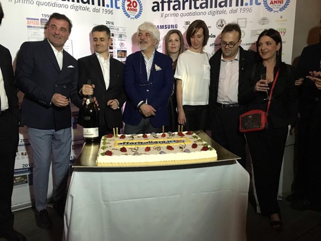 Da Pisapia alla Santanchè: sfilata di vip al party di Affaritaliani.it