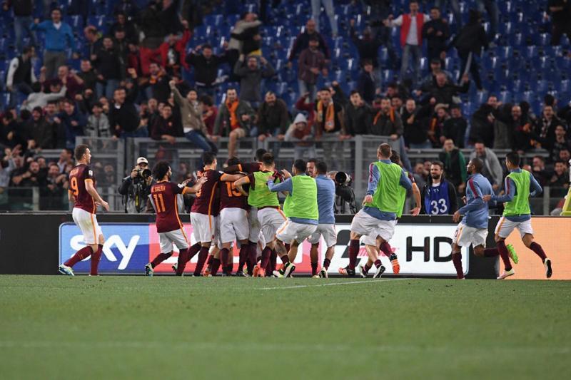 Serie A: Roma: Totti salva Spalletti: 2 gol in 3 minuti. Juve, quasi scudetto