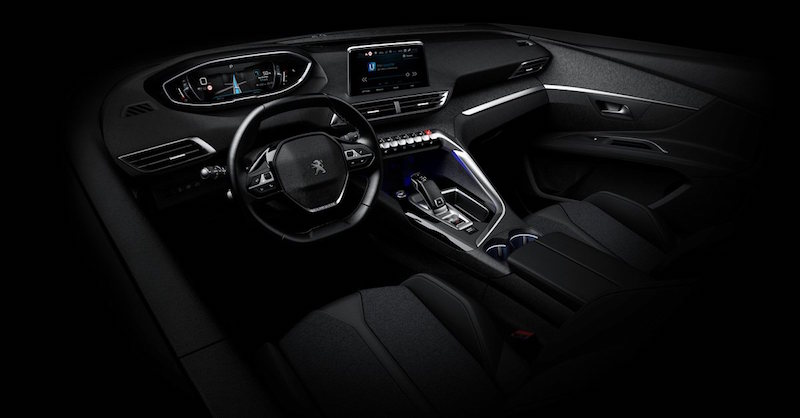 Nuovo PEUGEOT i-Cockpit, la nuova interpretazione del posto gi guida Nuovo PEUGEOT i-Cockpit, la nuova interpretazione del posto gi guida