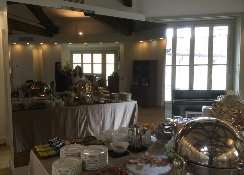 Affaccio sulla storia di Milano e Oyster bar con vista