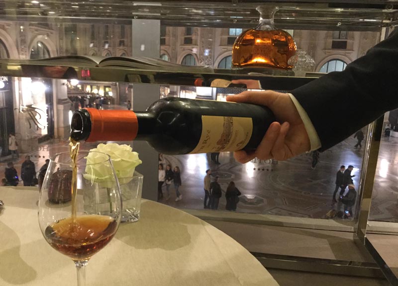 Affaccio sulla storia di Milano e Oyster bar con vista