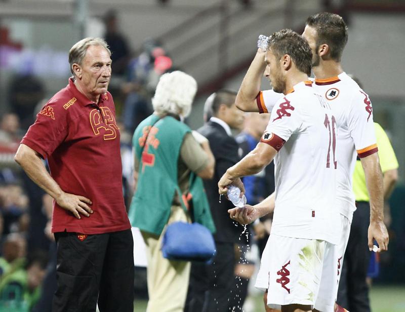 Zeman: “Sono malato di Totti. E’ ingiusto che…” Zeman: “Sono malato di Totti. E’ ingiusto che…”