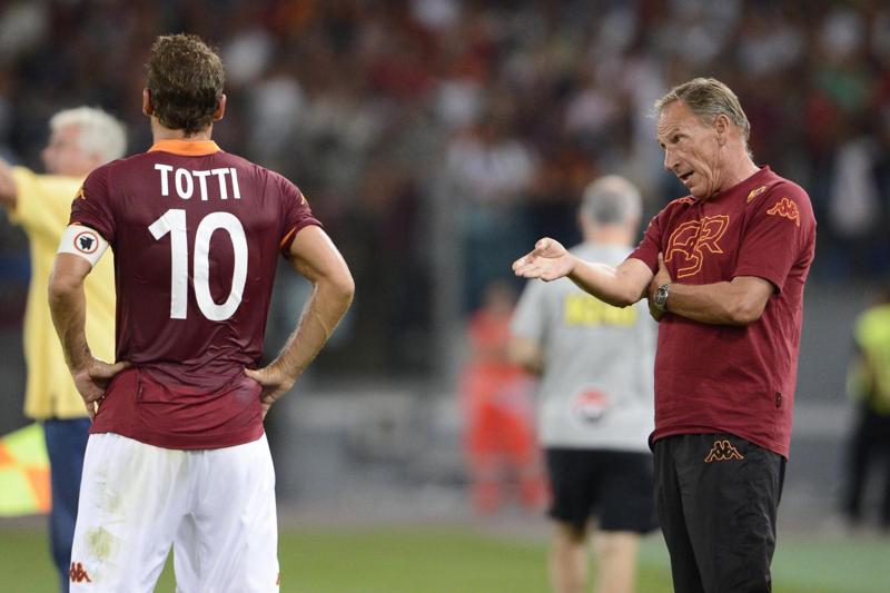 Zeman: “Sono malato di Totti. E’ ingiusto che…” Zeman: “Sono malato di Totti. E’ ingiusto che…”