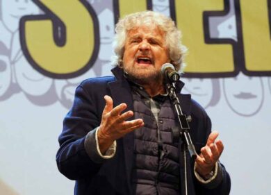 5 Stelle, Beppe Grillo: “Ma quale passo di lato…”