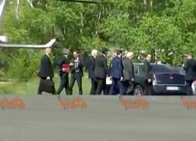 Mattarella arriva a Campobasso, l’atterraggio in elicottero
