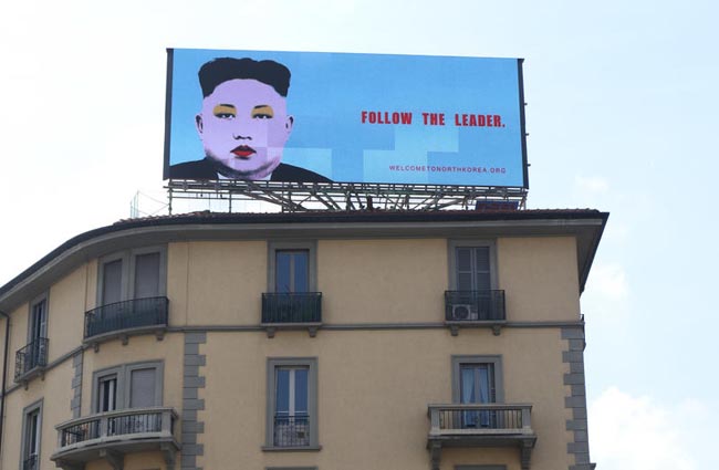 Max Papeschi porta il leader Kim a Milano. Arte per la libertà in Corea