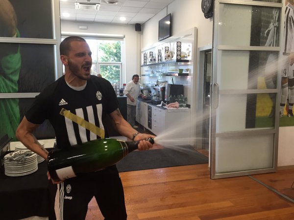 Juventus 5° scudetto di fila: le foto della festa. Agnelli: “Erano pronti a farci il funerale”