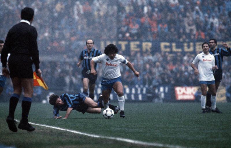 Maradona: “Juventus? Vince di culo. E poi ha fenomeni tra arbitri e…”