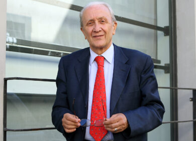 Silenzio, parla Imposimato! il premier Renzi, sempre così sollecito nel ricorso al voto di fiducia…