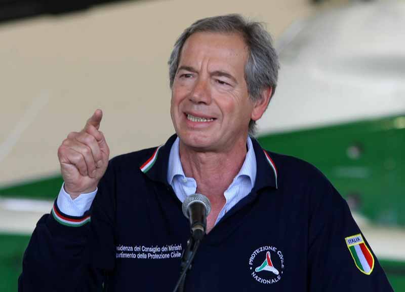 Bertolaso, storia di un mese da candidato. Ma la sua “avventura” è appena cominciata Bertolaso, storia di un mese da candidato. Ma la sua “avventura” è appena cominciata