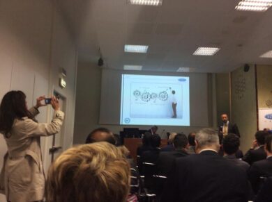 Viasat macina utili. “Renzi dia l’ok alla scatola nera”