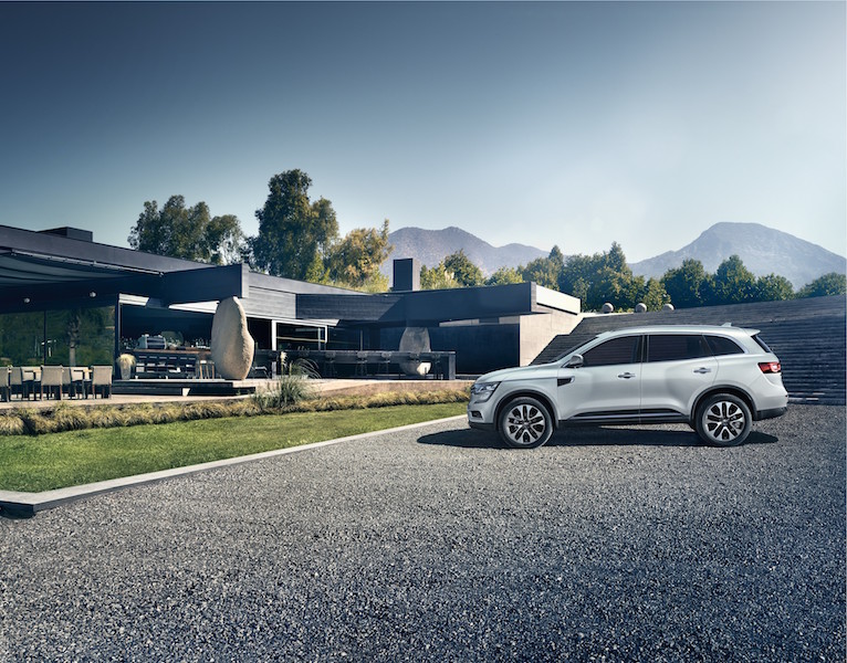 Renault sceglie la passerella di Pechino per il debutto del nuovo Koleos