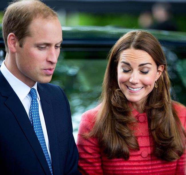 Kate Middleton e William, così hanno rifatto il look alla monarchia Kate Middleton e William, così hanno rifatto il look alla monarchia