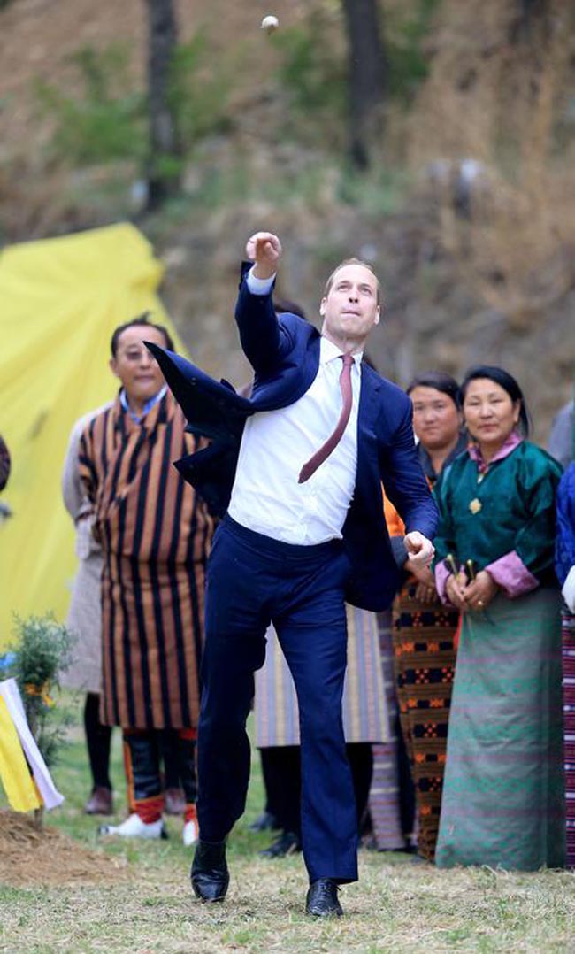 Kate Middleton e William, così hanno rifatto il look alla monarchia Kate Middleton e William, così hanno rifatto il look alla monarchia