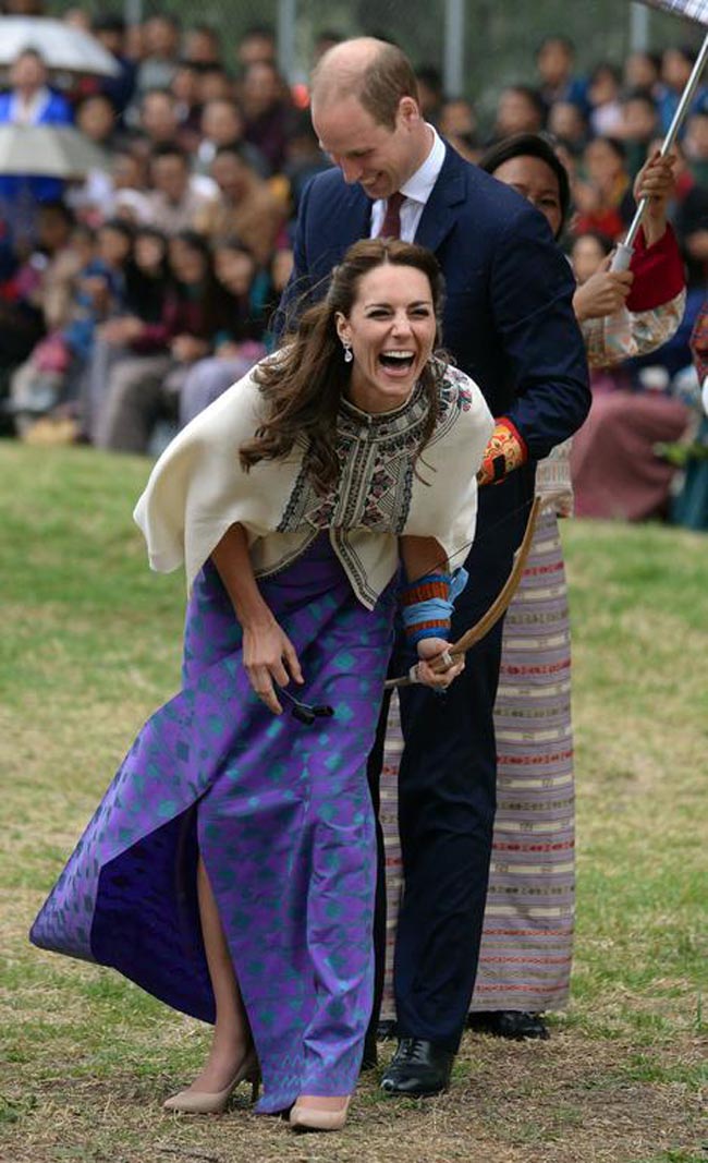 Kate Middleton e William, così hanno rifatto il look alla monarchia Kate Middleton e William, così hanno rifatto il look alla monarchia