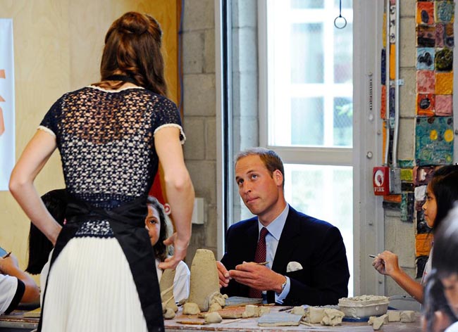 Kate Middleton e William, così hanno rifatto il look alla monarchia Kate Middleton e William, così hanno rifatto il look alla monarchia
