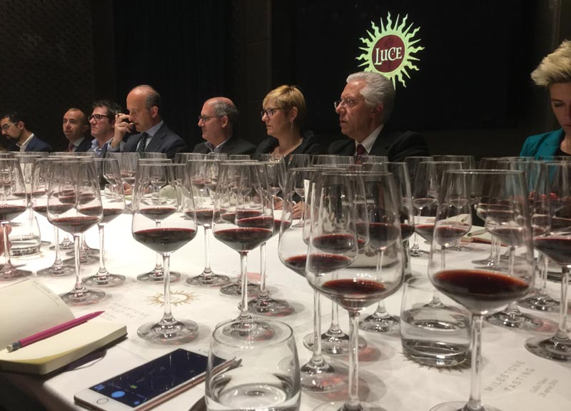 Lamberto Frescobaldi marchese contadino: “A sei anni mi ubriacai…” Lamberto Frescobaldi marchese contadino: “A sei anni mi ubriacai…”