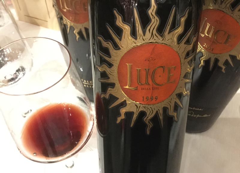 Lamberto Frescobaldi marchese contadino: “A sei anni mi ubriacai…” Lamberto Frescobaldi marchese contadino: “A sei anni mi ubriacai…”