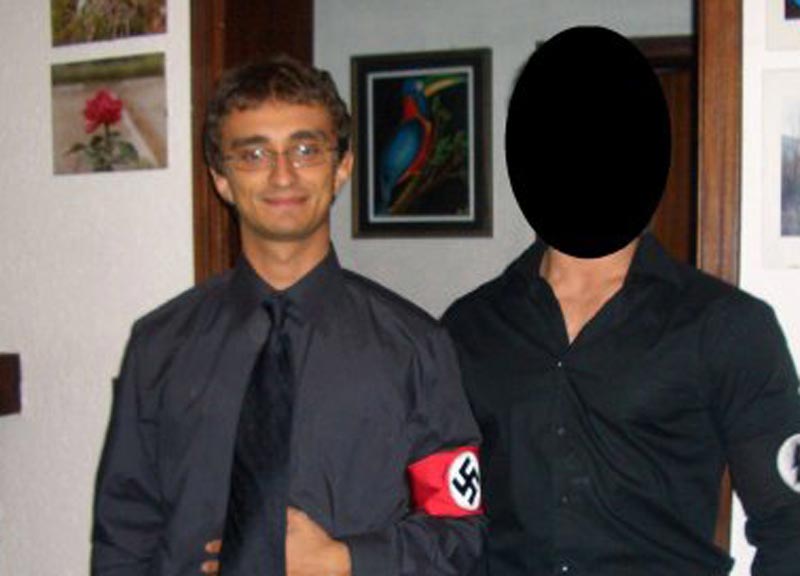 Bologna, capogruppo di Forza Italia vestito da nazista. Foto Bologna, capogruppo di Forza Italia vestito da nazista. Foto