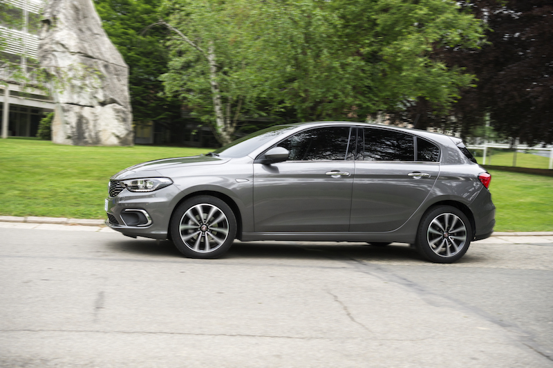 Fiat Tipo Hatchback 5 porte: eleganza compatta Fiat Tipo Hatchback 5 porte: eleganza compatta