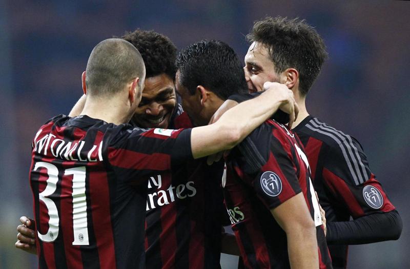 Antonelli, lesione muscolare: (quasi) addio Milan-Juventus di Coppa Italia Antonelli, lesione muscolare: (quasi) addio Milan-Juventus di Coppa Italia