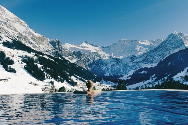 Infinity pool: le 10 piscine a sfioro più belle del mondo. FOTO Infinity pool: le 10 piscine a sfioro più belle del mondo. FOTO