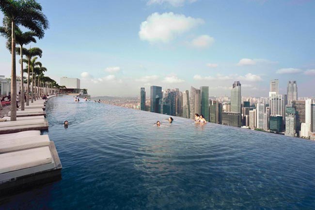 Infinity pool: le 10 piscine a sfioro più belle del mondo. FOTO Infinity pool: le 10 piscine a sfioro più belle del mondo. FOTO
