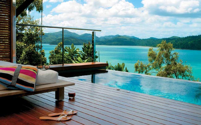 Infinity pool: le 10 piscine a sfioro più belle del mondo. FOTO Infinity pool: le 10 piscine a sfioro più belle del mondo. FOTO