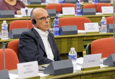 Evasione fiscale, Soru si sospende dal gruppo S&D