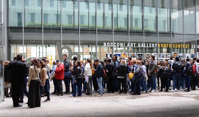 Morandi in Bocconi: “Io star di Facebook. E a Fedez…” Morandi in Bocconi: “Io star di Facebook. E a Fedez…”