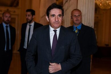 Rcs: Urbano Cairo abbassa soglia minima adesione Ops al 35%