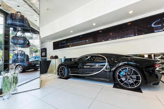 Bugatti, auto e lifestyle sotto lo stesso tetto a Montecarlo Bugatti, auto e lifestyle sotto lo stesso tetto a Montecarlo