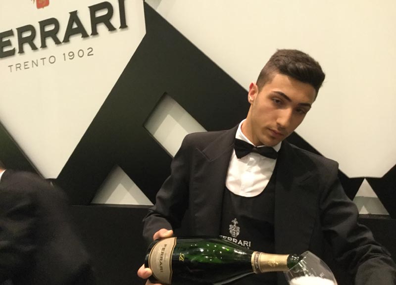Ferrari Trento: mille bottiglie per “Articolo e copertina dell’anno”