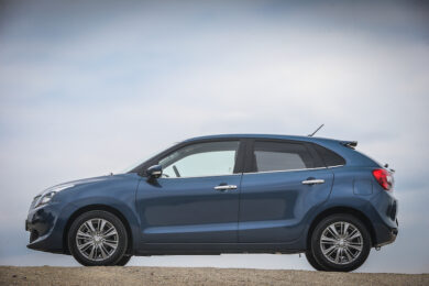 Suzuki Baleno S:  l’auto che rifiuta le definizioni convenzionali