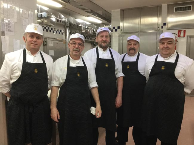 Viaggio dietro le quinte di Peck: i segreti della gastronomia italiana Viaggio dietro le quinte di Peck: i segreti della gastronomia italiana