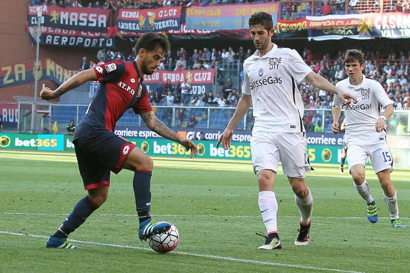 Suso non torna al Milan. “Vorrei restare al Genoa, ma…” Suso non torna al Milan. “Vorrei restare al Genoa, ma…”