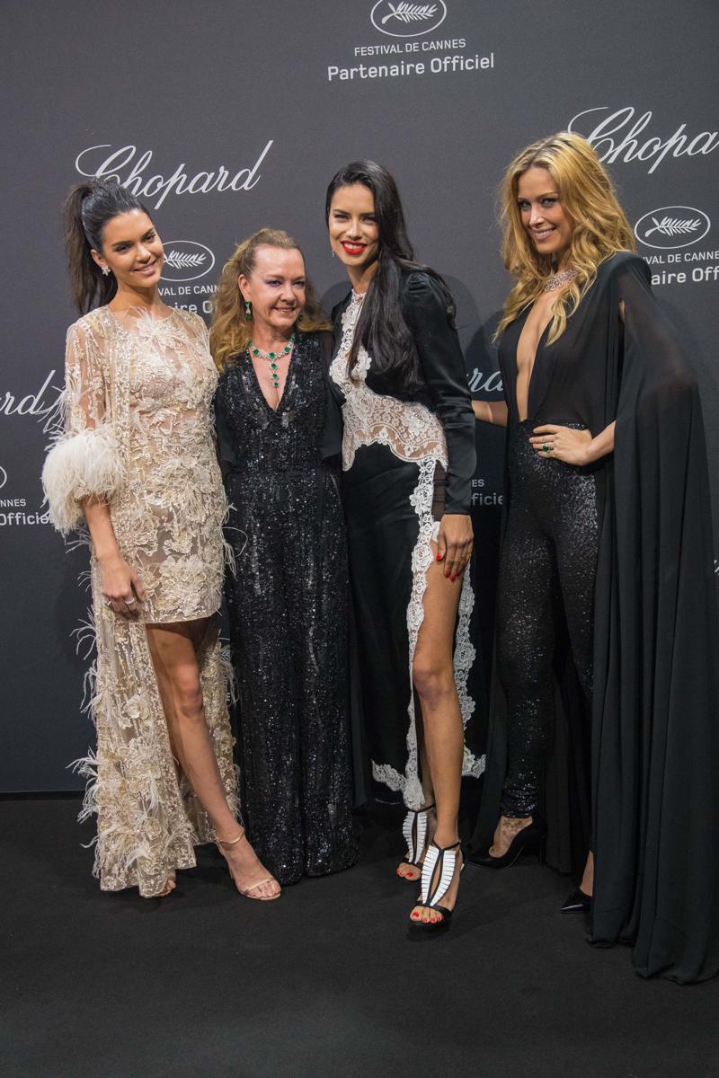 Cannes, la nuova moda sexy: le donne “farfallina”. FOTO