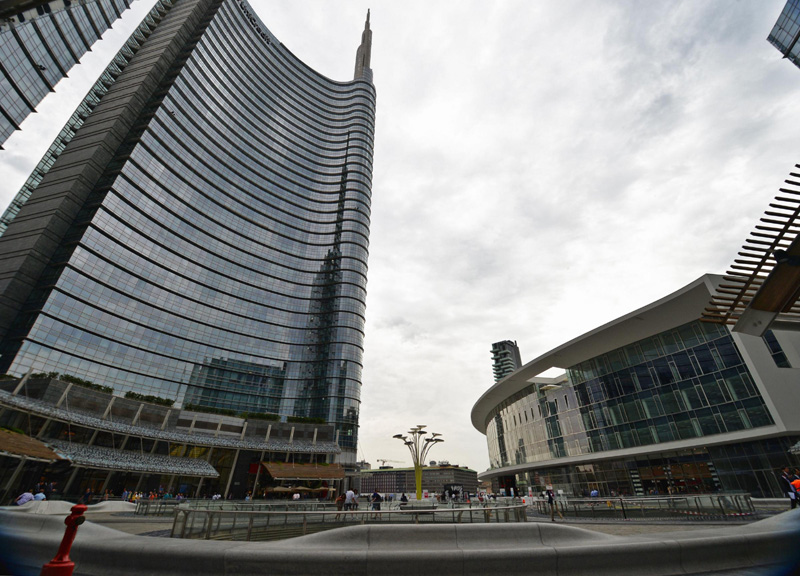 Arabi, cinesi, russi e azeri. Ecco i nuovi signori di Milano Arabi, cinesi, russi e azeri. Ecco i nuovi signori di Milano