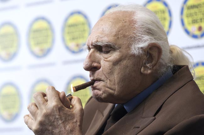 Pannella, la politica si commuove. “Chi combatte non muore mai”