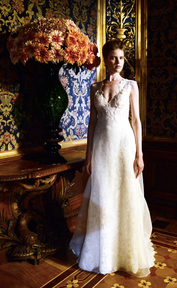 Carlo Pignatelli, presenta la sua collezione sposa a Palazzo Turati Carlo Pignatelli, presenta la sua collezione sposa a Palazzo Turati