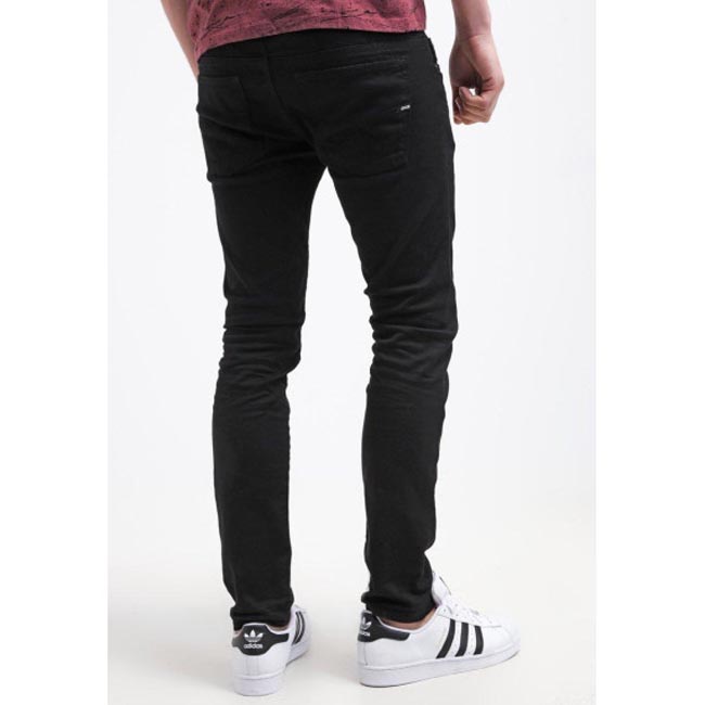 Jeans: quali indossare e come? I consigli per lui