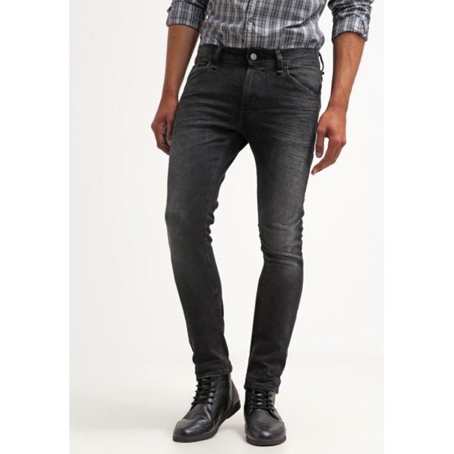 Jeans: quali indossare e come? I consigli per lui