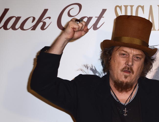 Zucchero a Verona il 7 giugno per i Wind Music Awards. E Black Cat…. Zucchero a Verona il 7 giugno per i Wind Music Awards. E Black Cat….